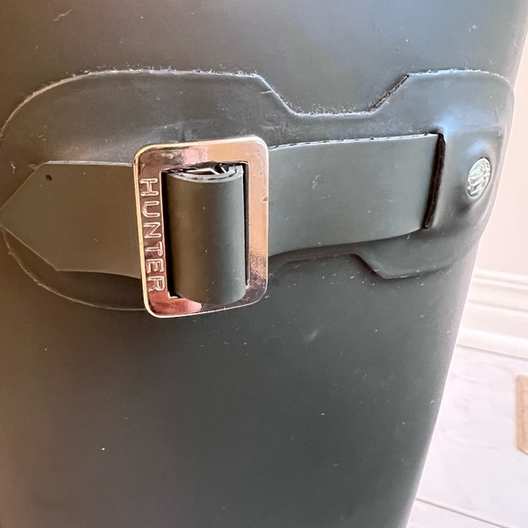 Hunter women’s original tall rain boots - size US 6 - Picture 9 of 9